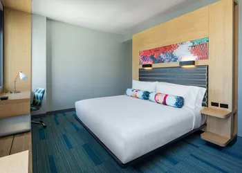 Aloft by Marriott Miami Aventura hotel thumbnail 5