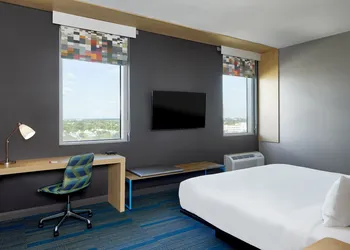 Aloft by Marriott Miami Aventura hotel thumbnail 7