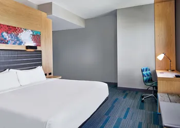 Aloft by Marriott Miami Aventura hotel thumbnail 8