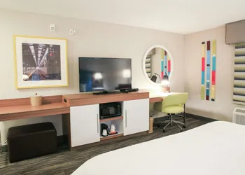 Hampton Inn & Suites Mount Laurel/Moorestown hotel thumbnail 6