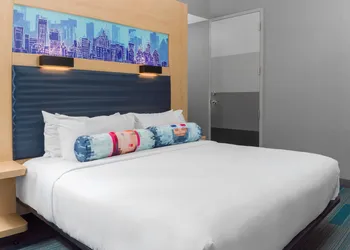 Aloft by Marriott Gainesville University Area hotel thumbnail 3