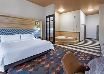 Holiday Inn Amarillo East by IHG hotel thumbnail 3