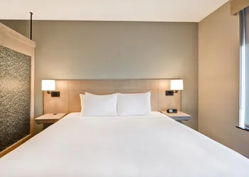 Hyatt Place Fresno hotel thumbnail 7