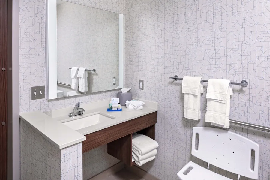 Holiday Inn Express & Suites Madison by IHG hotel detail image 2
