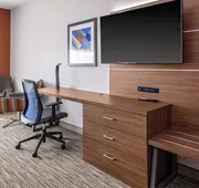 Holiday Inn Express & Suites Madison by IHG hotel detail image 5