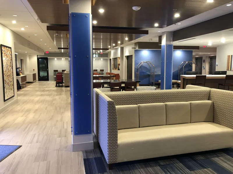 Holiday Inn Express & Suites Racine by IHG hotel detail image 2