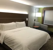 Holiday Inn Express & Suites Racine by IHG hotel detail image 5