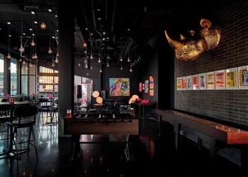 MOXY Minneapolis Uptown hotel thumbnail 3