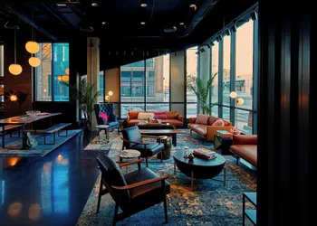 MOXY Minneapolis Uptown hotel thumbnail 7