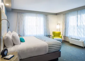 Best Western Premier Hotel at Fisher's Landing hotel thumbnail 5