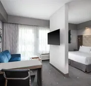 Best Western Premier Hotel at Fisher's Landing hotel detail image 7