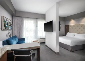 Best Western Premier Hotel at Fisher's Landing hotel thumbnail 7