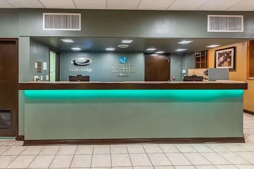 Econo Lodge hotel detail image 2
