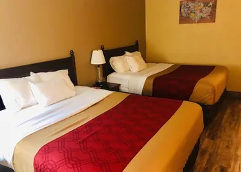 Econo Lodge hotel thumbnail 5