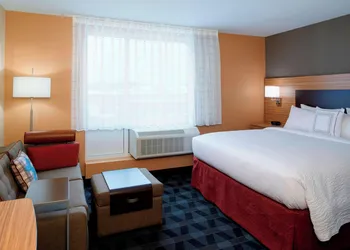 TownePlace Suites by Marriott Grand Rapids Airport hotel thumbnail 6