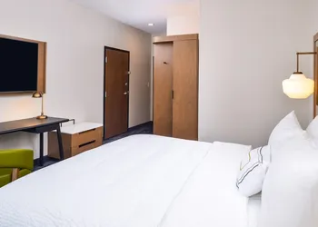 Fairfield Inn & Suites by Marriott Fort Worth Southwest at Cityview hotel thumbnail 6