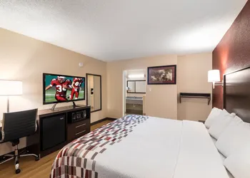 Red Roof Inn Temple hotel thumbnail 7