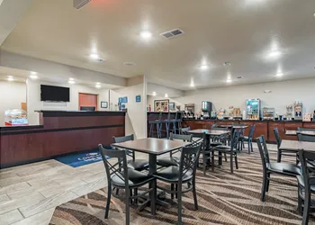Cobblestone Inn & Suites - Lamoni hotel thumbnail 2