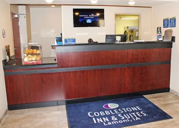 Cobblestone Inn & Suites - Lamoni hotel thumbnail 3