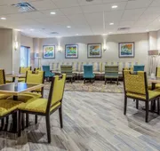 Hampton Inn & Suites Burlington hotel detail image 3