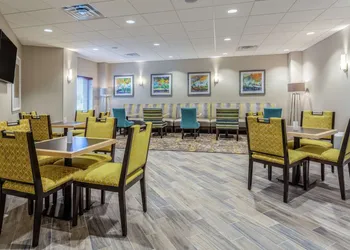 Hampton Inn & Suites Burlington hotel thumbnail 3