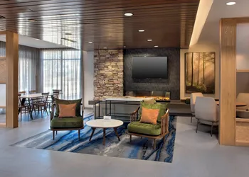 Fairfield Inn & Suites by Marriott Williamstown hotel thumbnail 2