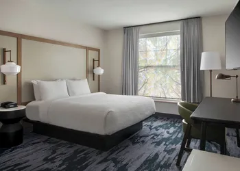 Fairfield Inn & Suites by Marriott Williamstown hotel thumbnail 8