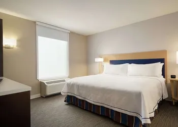 Home2 Suites by Hilton Leavenworth Downtown hotel thumbnail 5