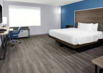 Tru by Hilton Gilbert hotel thumbnail 5