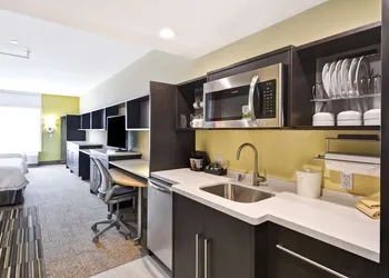Home2 Suites by Hilton Hanford Lemoore hotel thumbnail 5