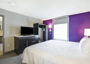 Home2 Suites by Hilton KCI Airport hotel thumbnail 8