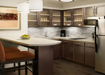 Staybridge Suites Auburn Hills by IHG hotel thumbnail 3