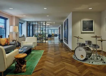 Renaissance Saint Elm Dallas Downtown Hotel hotel thumbnail 5