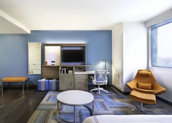 EVEN Hotel Miami - Airport by IHG hotel thumbnail 7