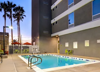 Home2 Suites by Hilton Palmdale, CA hotel thumbnail 8