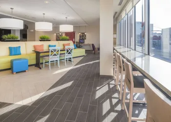 Home2 Suites by Hilton Kansas City Downtown hotel thumbnail 4