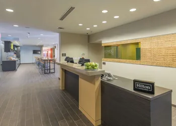 Home2 Suites by Hilton Kansas City Downtown hotel thumbnail 7