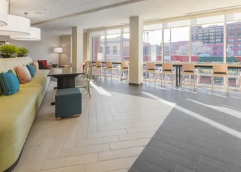 Home2 Suites by Hilton Kansas City Downtown hotel thumbnail 8