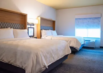 Holiday Inn & Suites Savannah Airport - Pooler by IHG hotel thumbnail 7