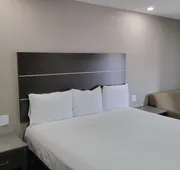 Travelodge by Wyndham Buena Park hotel detail image 7