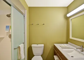 Home2 Suites by Hilton Rapid City hotel thumbnail 6
