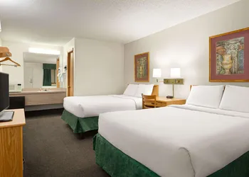 Travelodge by Wyndham Wellington KS hotel thumbnail 7