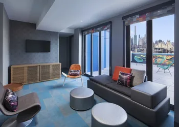 Aloft by Marriott Long Island City-Manhattan View hotel thumbnail 6