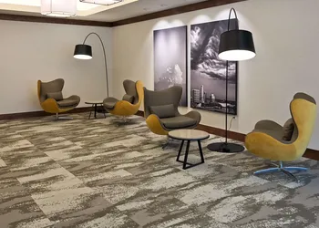 Home2 Suites by Hilton Dallas Downtown at Baylor Scott & White hotel thumbnail 3