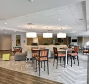 Home2 Suites by Hilton Dallas Downtown at Baylor Scott & White hotel detail image 4