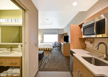 Home2 Suites by Hilton Dallas Downtown at Baylor Scott & White hotel thumbnail 8