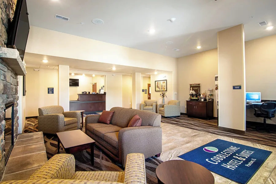 Cobblestone Hotel & Suites - Paxton hotel detail image 2