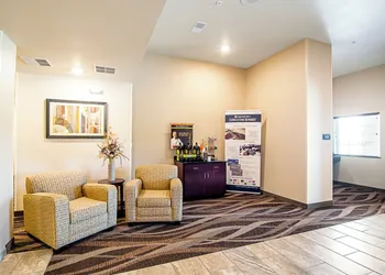 Cobblestone Hotel & Suites - Paxton hotel thumbnail 4