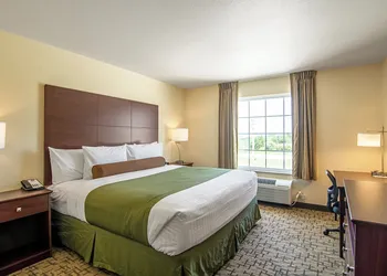 Cobblestone Hotel & Suites - Paxton hotel thumbnail 8