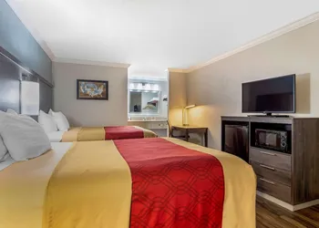 Econo Lodge Byron - Warner Robins hotel thumbnail 5